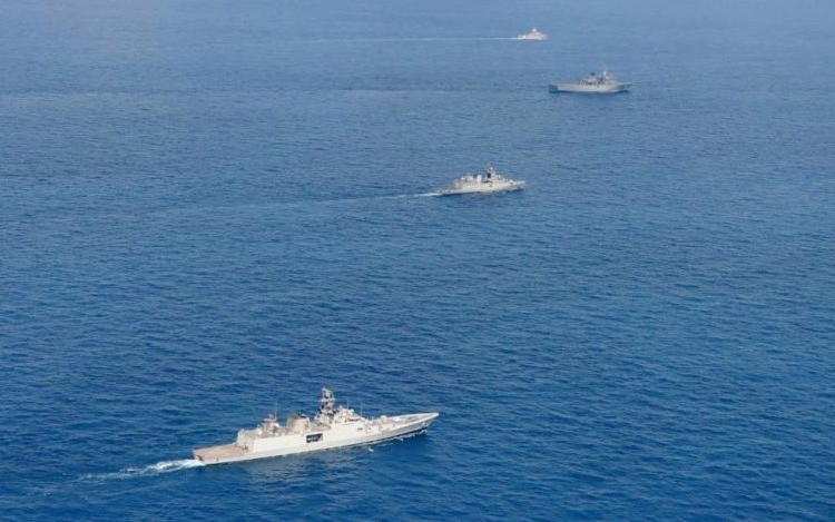 New Delhi: Indian Navy's INS Shivalik and Kadmatt undertake Maritime Partnership Exercise with Japan Maritime Self-Defence Force Ships Uraga and Hirado in Bay of Bengal, January 14, 2022. (Photo: Twitter)
