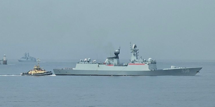 A People’s Liberation Army Navy (PLAN) warship, the Type 054A Frigate Chinese Navy Ship (CNS) CNS Xuchang (FFG536), arrived in our bay. She is being escorted by Tug Imbuvu. 📸Charles Booysen